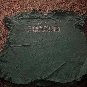 I’m selling a shirt from Old Navy. It’s in good condition